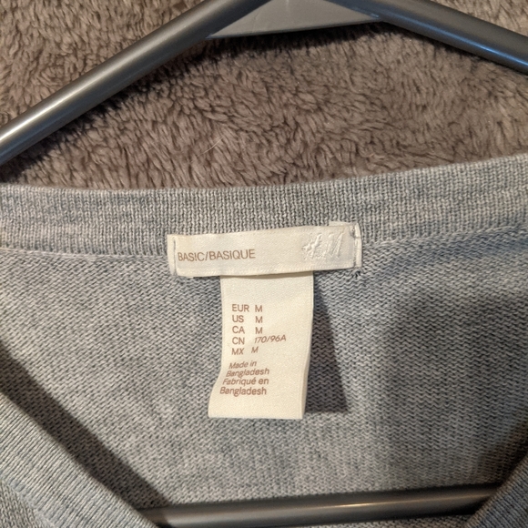 H&M button up cardigan - Picture 3 of 4